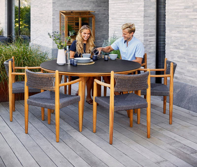 Take classic Danish design outside and create a luxurious outdoor space with the Royal dining chairs