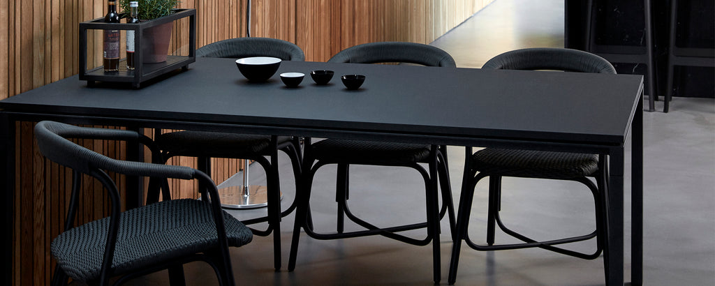 Indoor dining tables