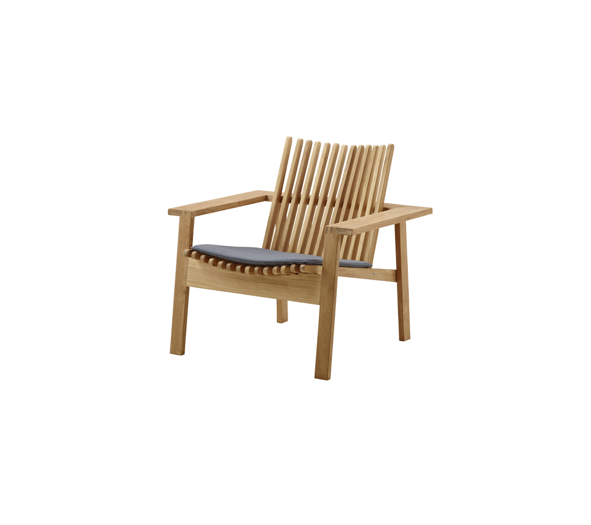 Chaire en bois élégante avec dossier à lattes et siège rembourré, idéale pour le confort et l'esthétique.