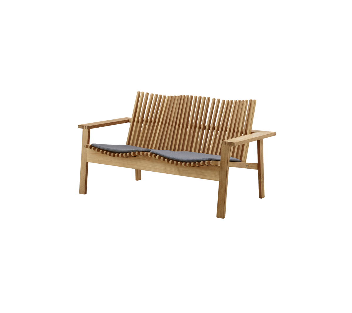 Banc en bois élégant avec dossier à lattes et coussin gris confortable, parfait pour se détendre et s'asseoir dans n'importe quel espace.