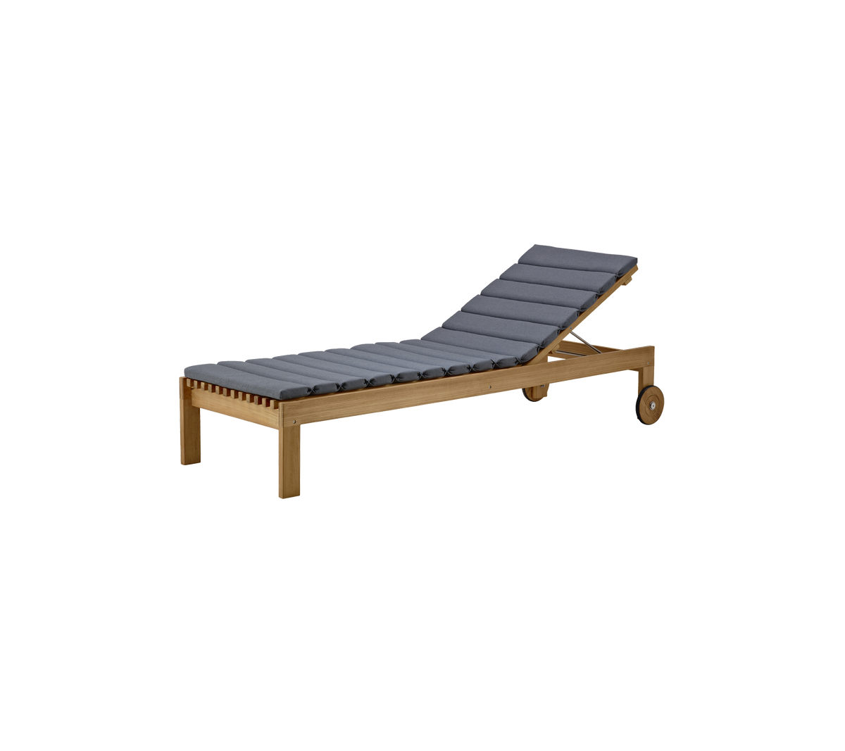 Fauteuil lounge élégant avec une structure en bois et un coussin gris, conçu pour le confort et la détente.