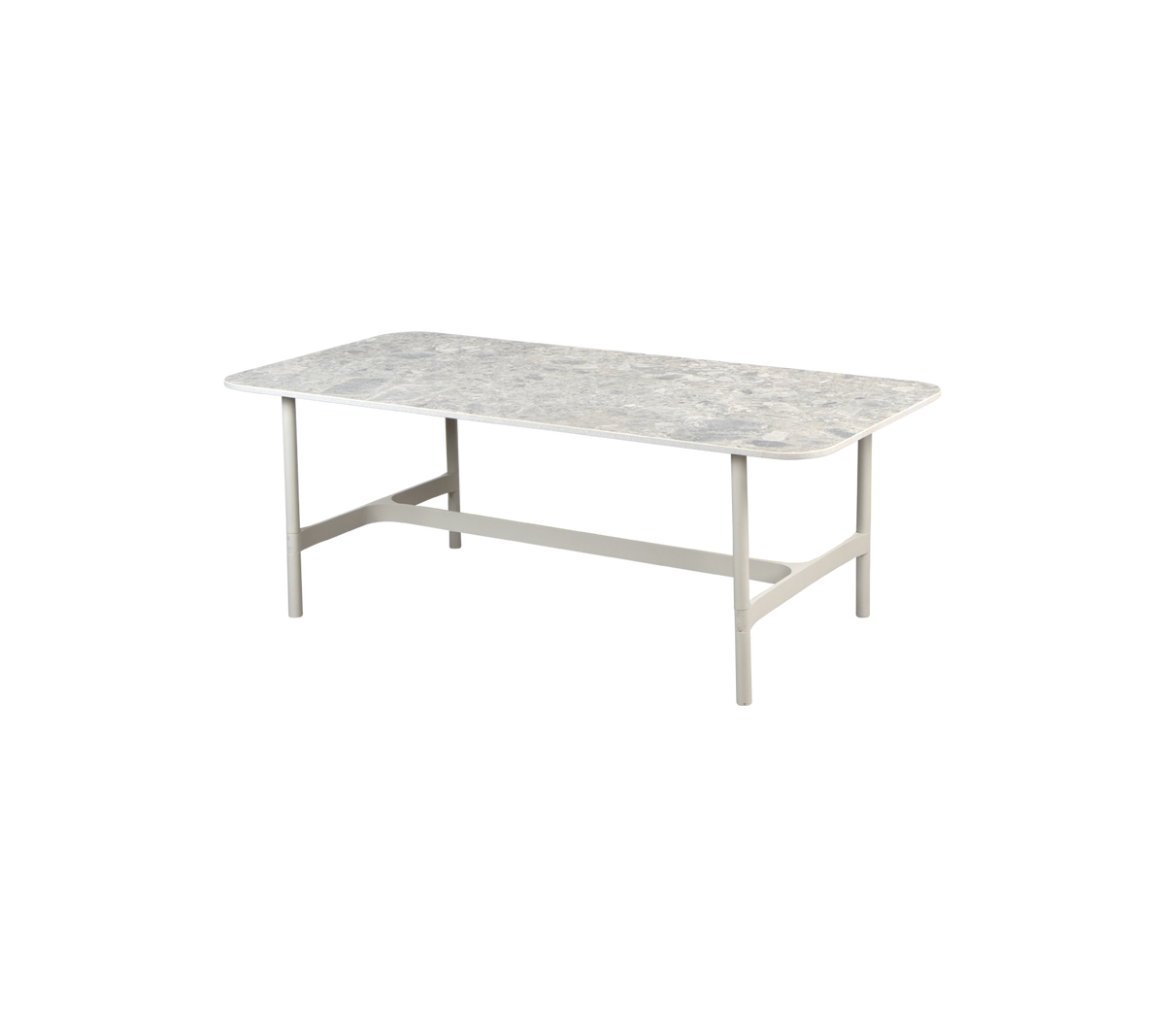 Une table rectangulaire avec une surface texturée et des jambes robustes, conçue pour divers environnements et activités.