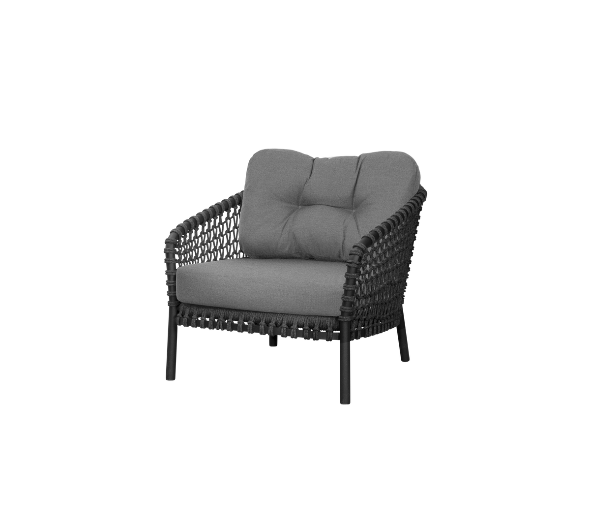 Fauteuil élégant avec un design tissé et des coussins gris moelleux, offrant confort et élégance pour divers environnements.