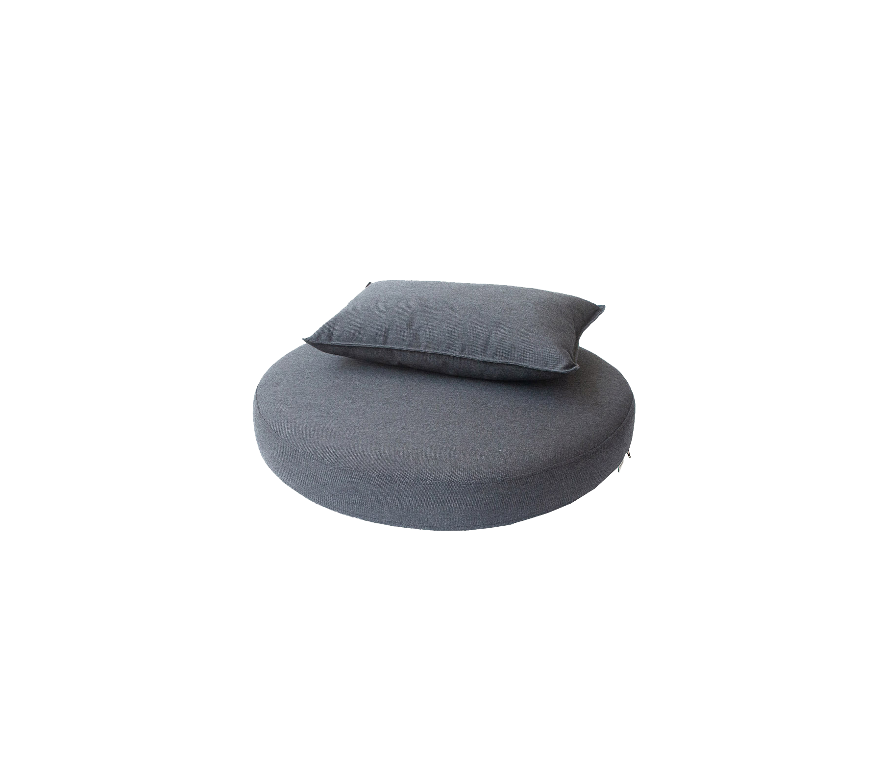 Coussin rond en tissu gris foncé, surmonté d'un plus petit coussin rectangulaire, conçu pour le confort et la détente.
