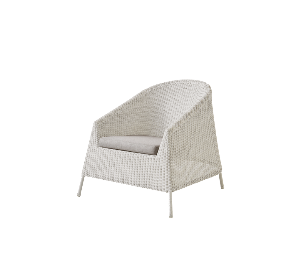 Chaise de plage moderne au design minimaliste.