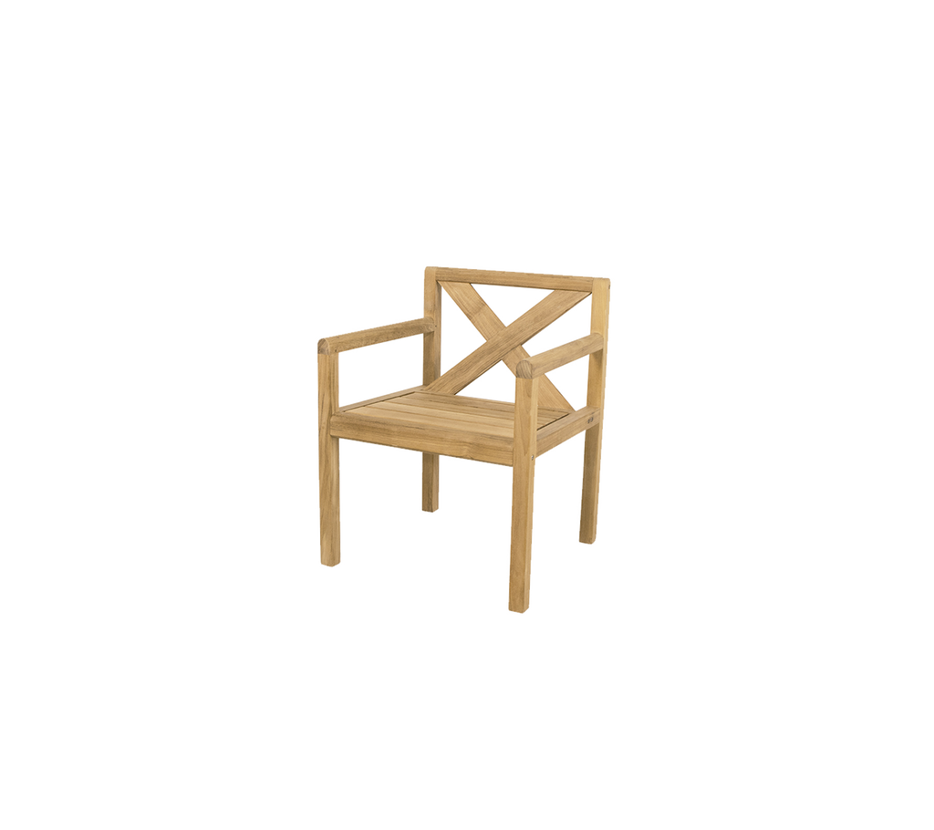 Chaise en teck avec un design à dos croisé.