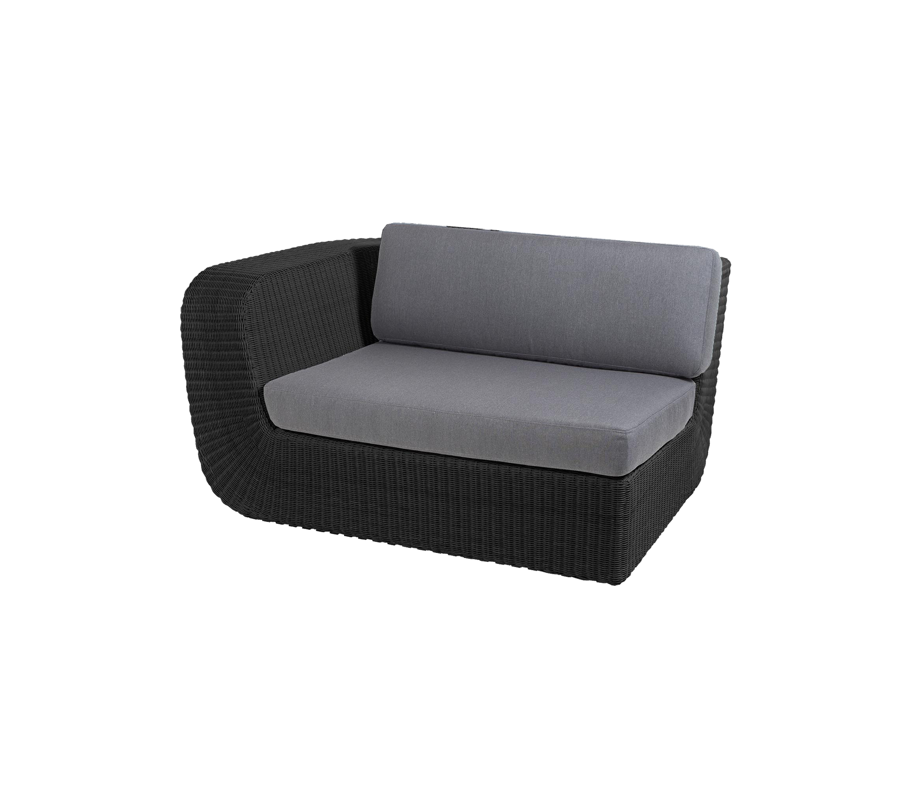 Canapé moderne deux places avec un cadre en osier noir élégant et des coussins gris doux pour le confort et le style. Idéal pour se détendre.