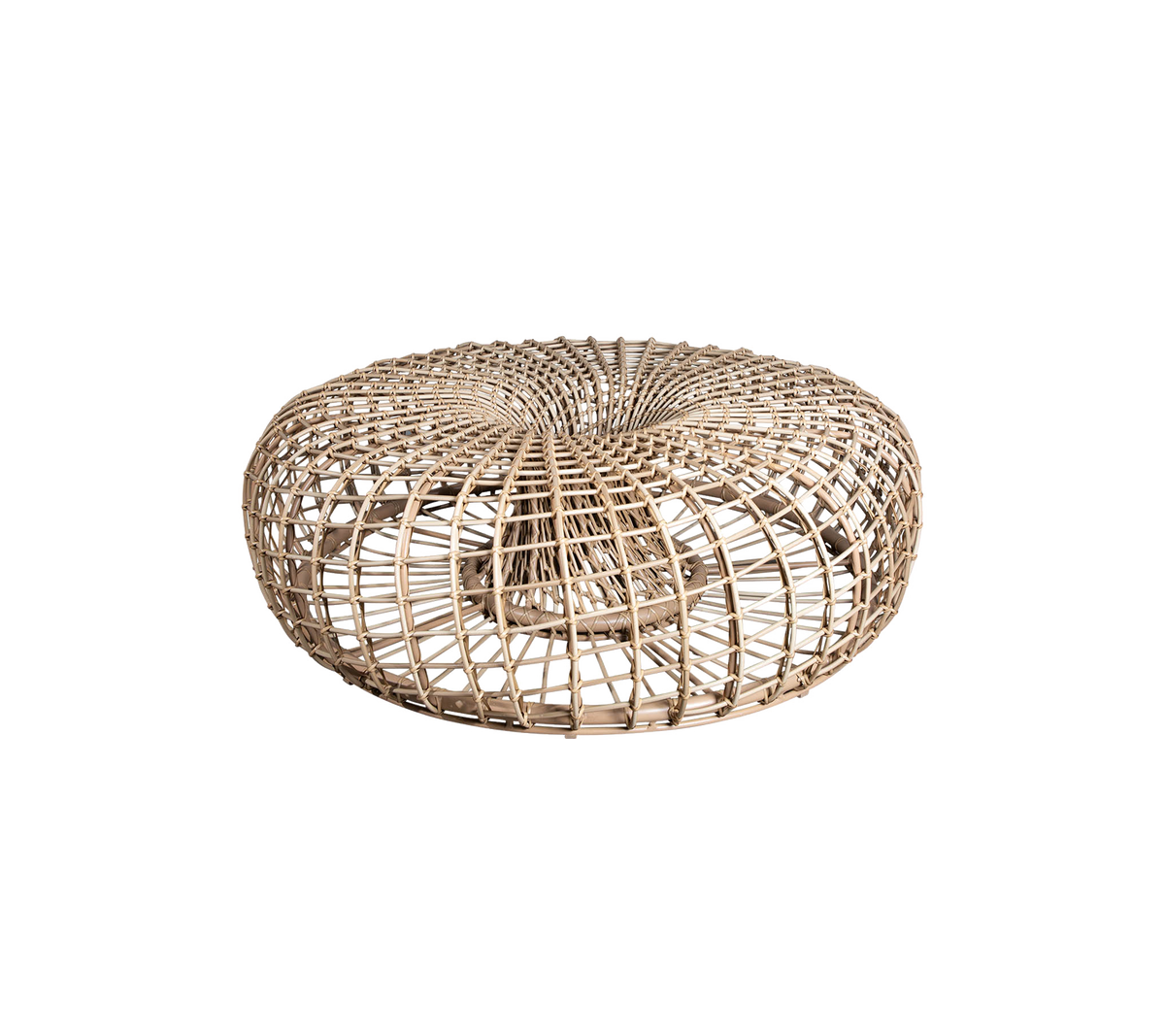 Pouf rond en fibres naturelles tissées avec un design texturé, parfait comme pièce d'accent polyvalente pour n'importe quel espace.
