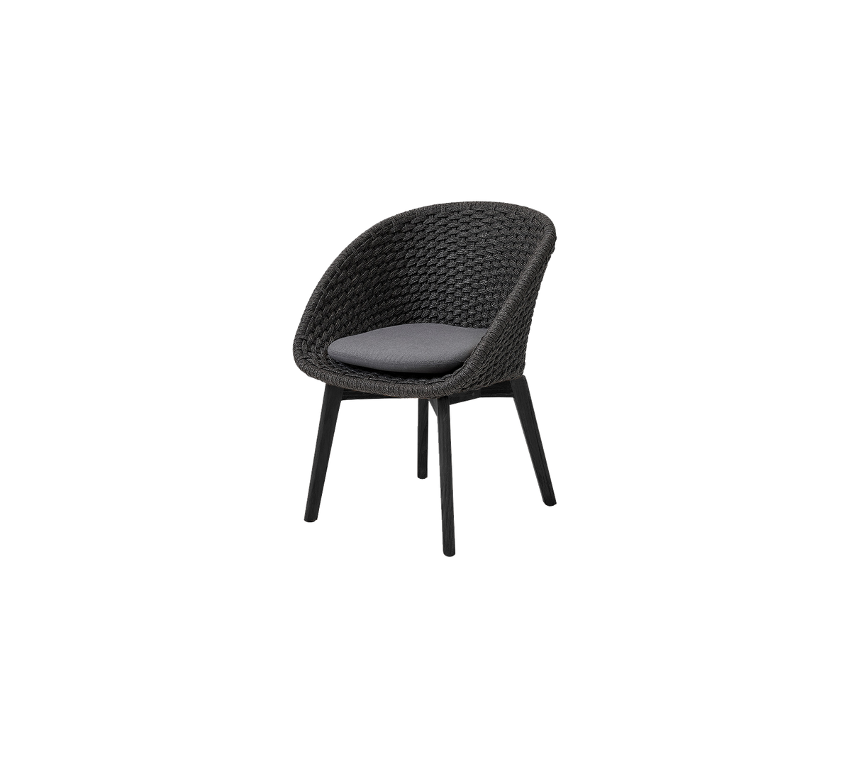 Une chaise moderne avec un design tissé et un coussin de siège confortable, soutenue par des pieds robustes pour plus de stabilité.