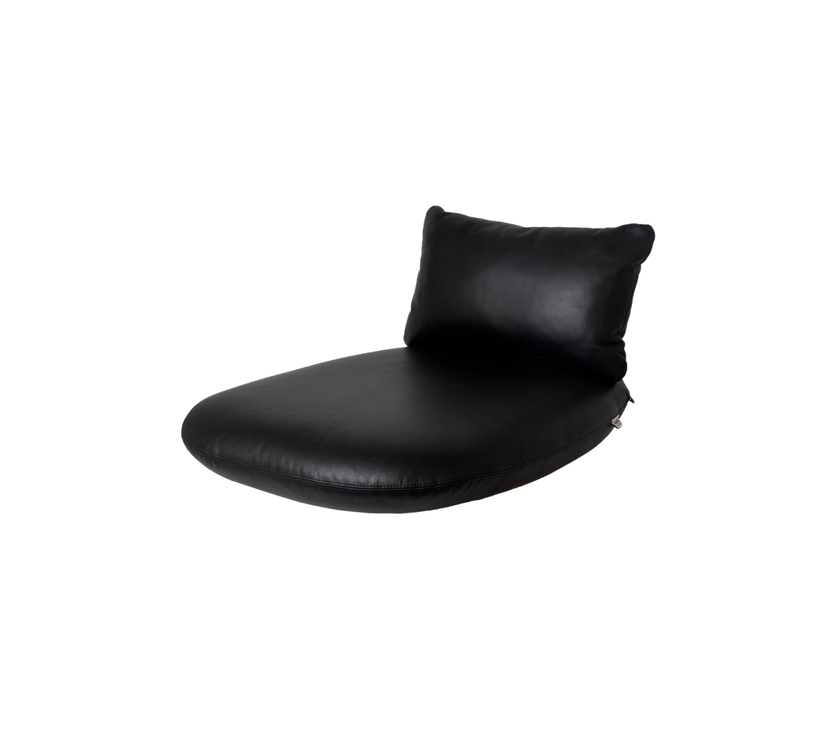 Fauteuil de lounge noir rembourré avec un dossier de soutien, conçu pour le confort et le style dans divers environnements.