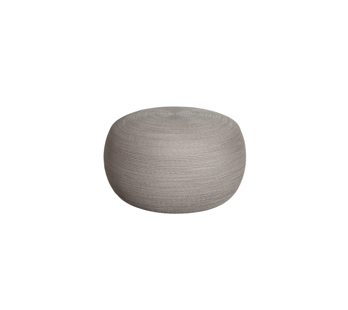 Pouf ronde et texturée de couleur gris doux, idéale pour un siège d'accent ou comme élément décoratif dans divers espaces.