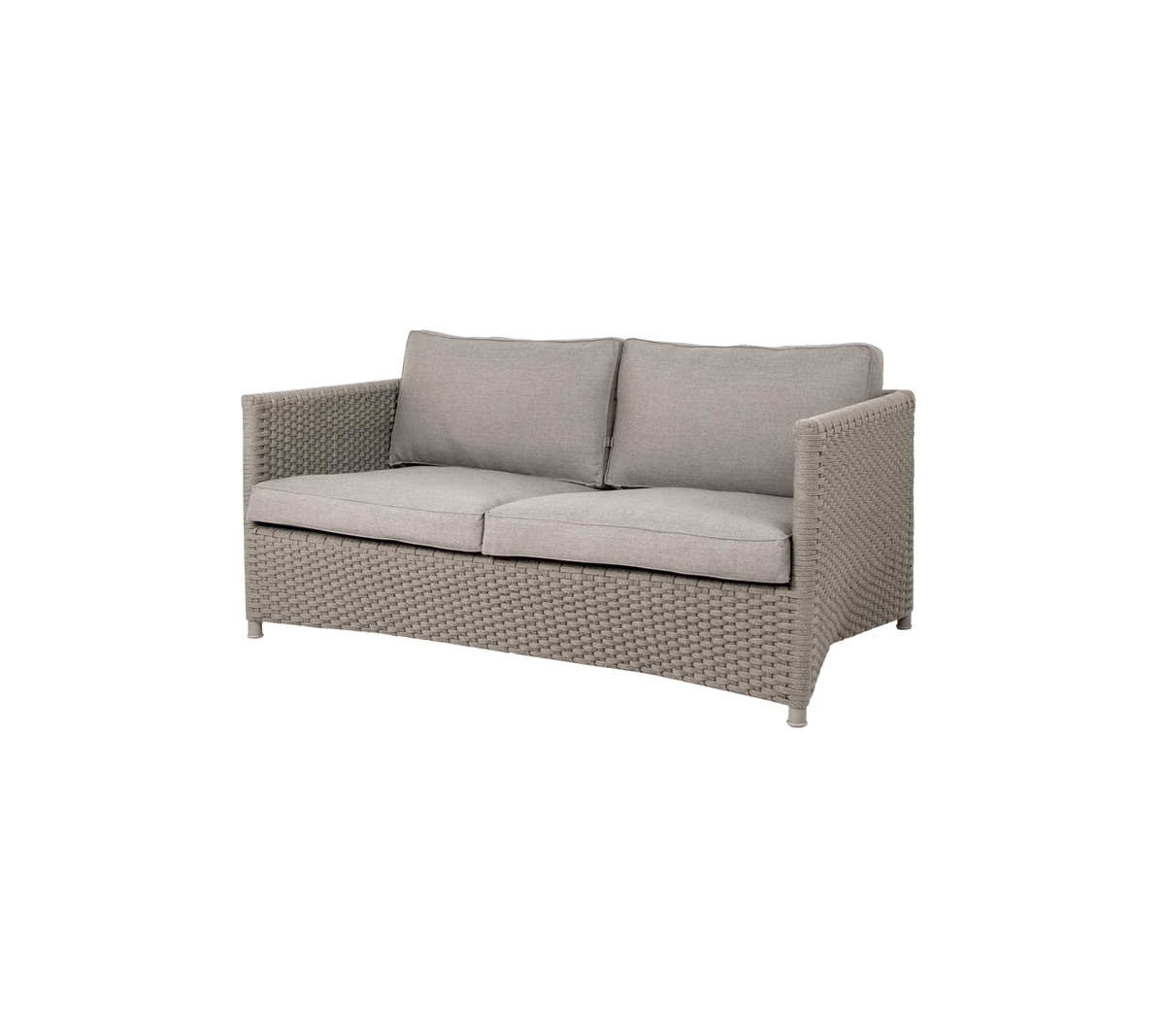 Canapé deux places confortable avec un cadre tissé et des coussins doux dans une couleur neutre, parfait pour la détente et le style.