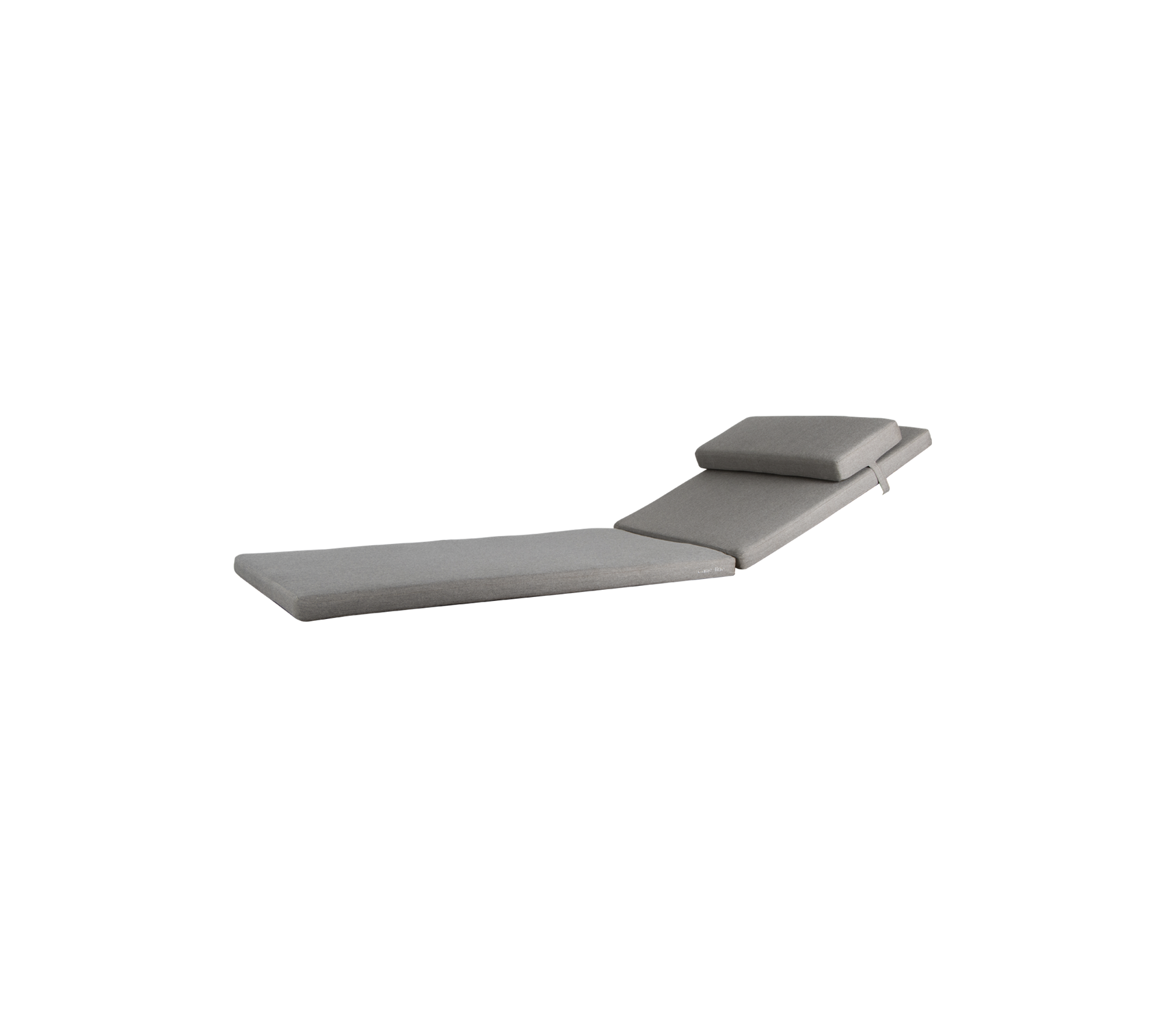 Un fauteuil longue moderne et élégant au design minimaliste, recouvert d'un doux tissu gris, avec un dossier réglable pour le confort.