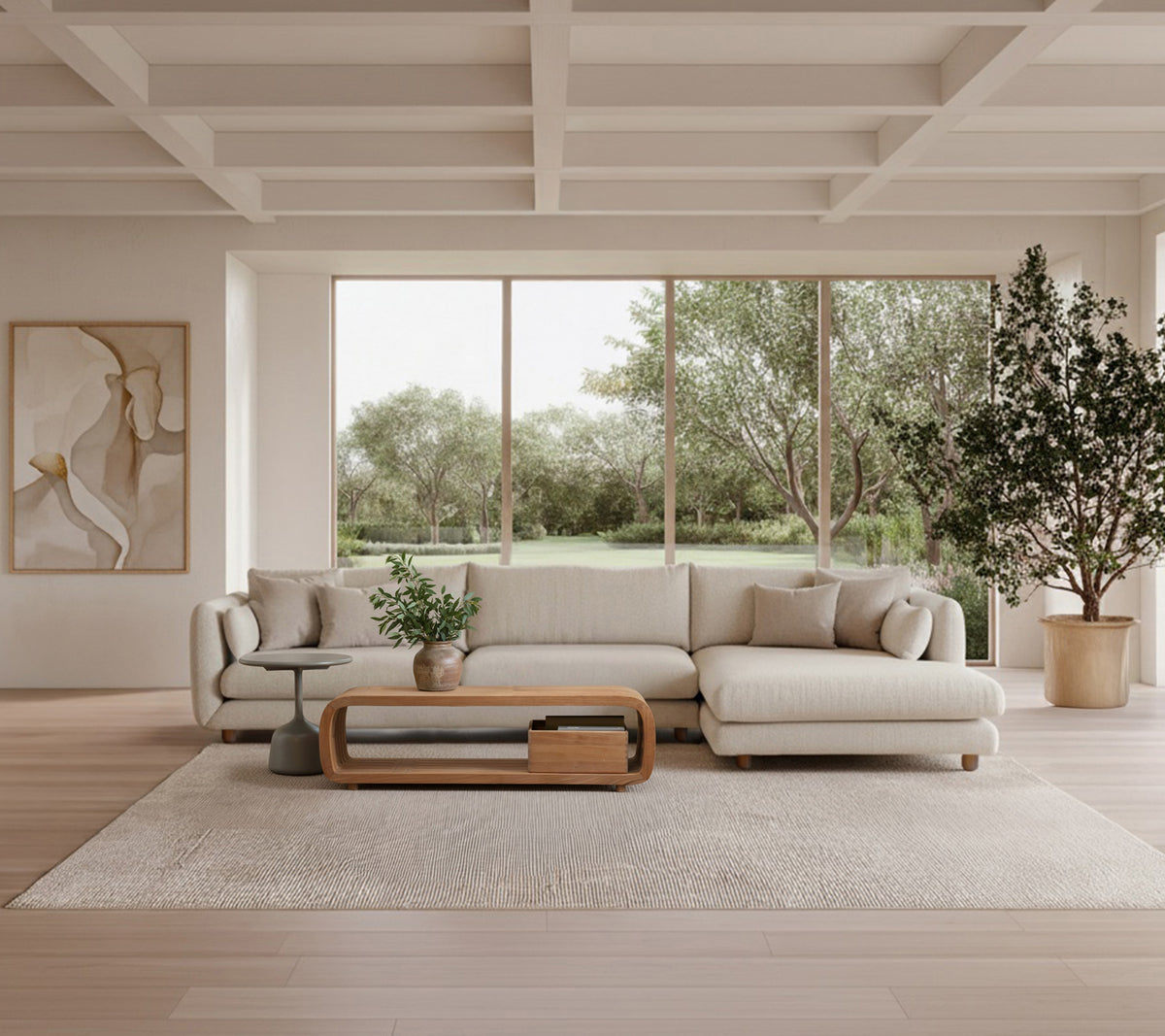 Salon moderne avec un canapé beige, une table basse en bois et une plante verte.