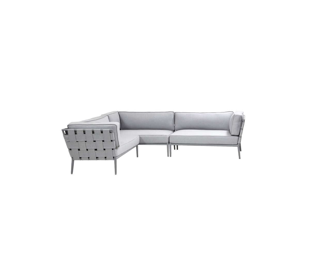 Canapé sectionnel moderne gris clair au design minimaliste et détails tissés sur le dossier, parfait pour un siège élégant.
