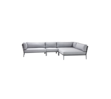 Sofa sectionnelle gris clair au design moderne, avec des coussins moelleux et un cadre élégant pour un confort optimal.