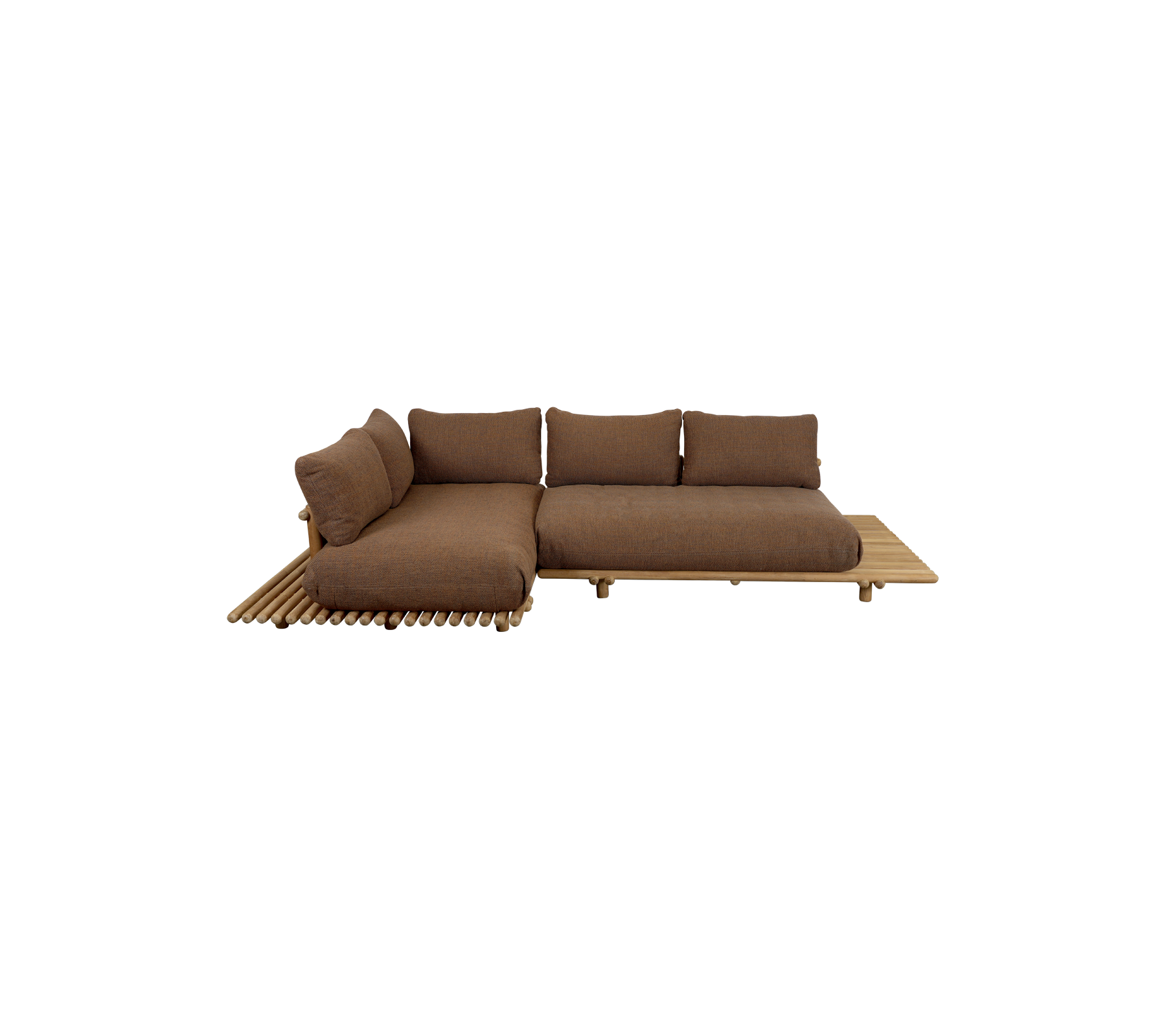 Canapé d'angle moderne avec un tissu brun profond et une base en bois, doté de coussins moelleux pour le confort et un design élégant.